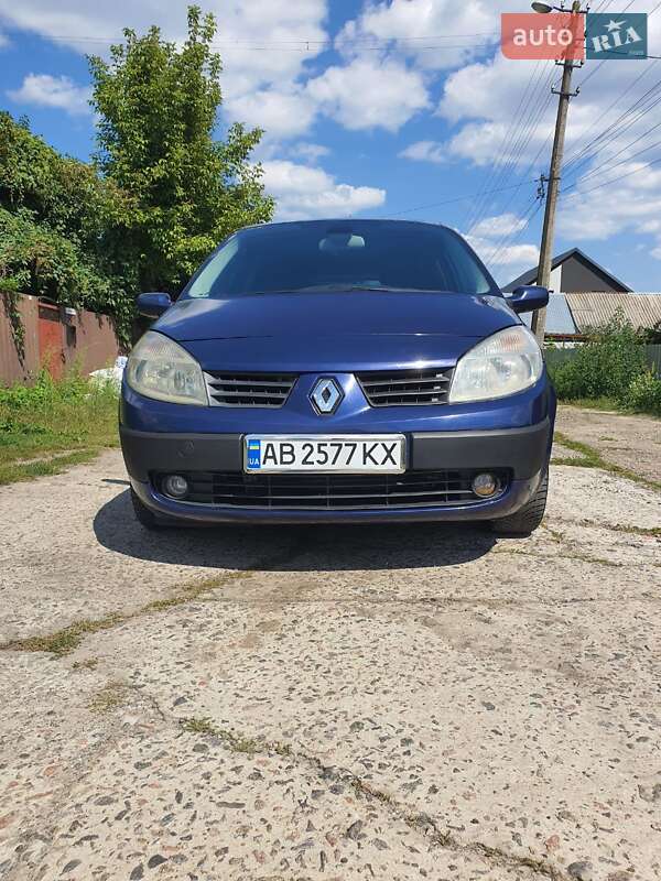 Минивэн Renault Scenic 2003 в Буче