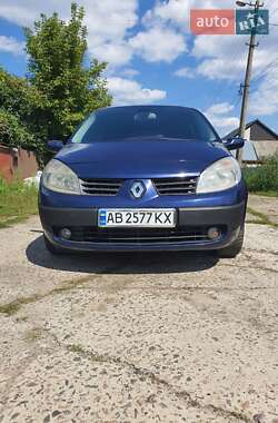 Минивэн Renault Scenic 2003 в 