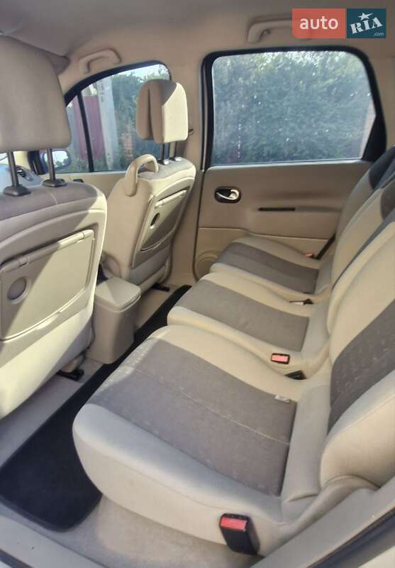 Мінівен Renault Scenic 2005 в Святопетрівське фото 24 Мінівен Renault Scenic 2005 в Святопетрівське