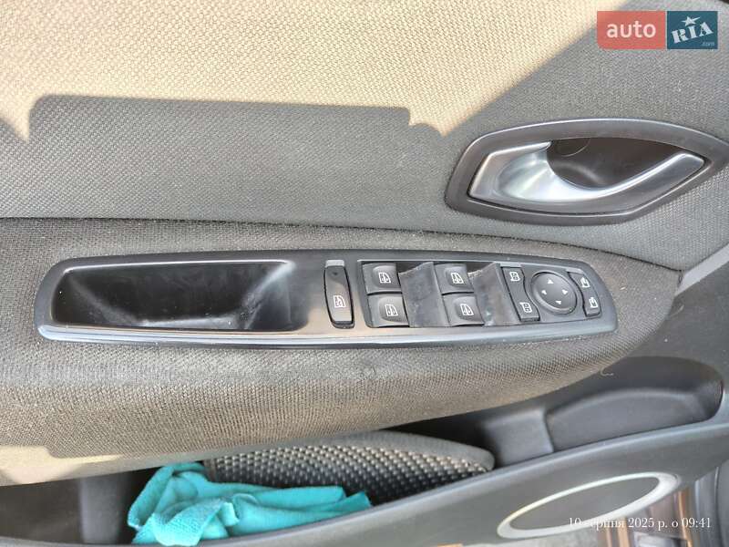 Мінівен Renault Scenic 2009 в Березному фото 10 Мінівен Renault Scenic 2009 в Березному