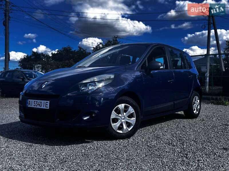 Минивэн Renault Scenic 2010 в Борисполе