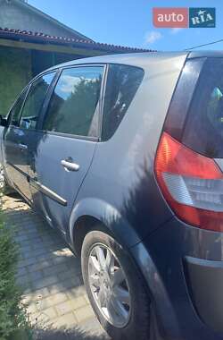 Минивэн Renault Scenic 2006 в 