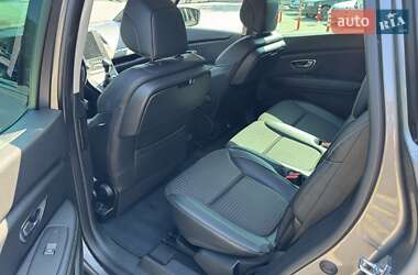 Минивэн Renault Scenic 2019 в 