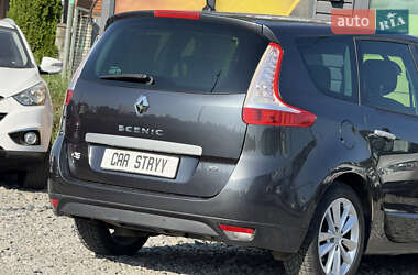 Минивэн Renault Scenic 2011 в 