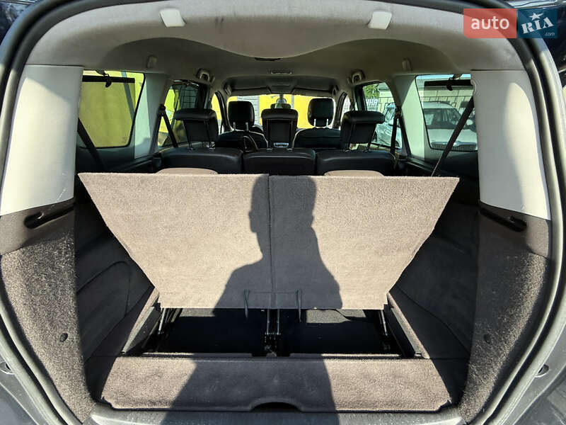 Минивэн Renault Scenic 2011 в Стрые