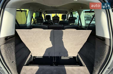Минивэн Renault Scenic 2011 в 