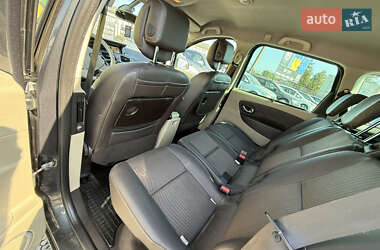 Минивэн Renault Scenic 2011 в 