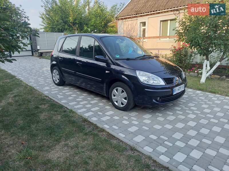 Мінівен Renault Scenic 2007 в Миргороді