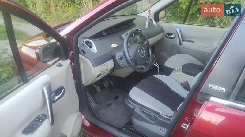 Минивэн Renault Scenic 2008 в Ровно