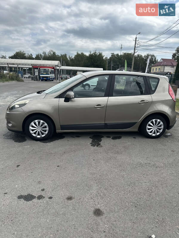 Минивэн Renault Scenic 2009 в Ровно