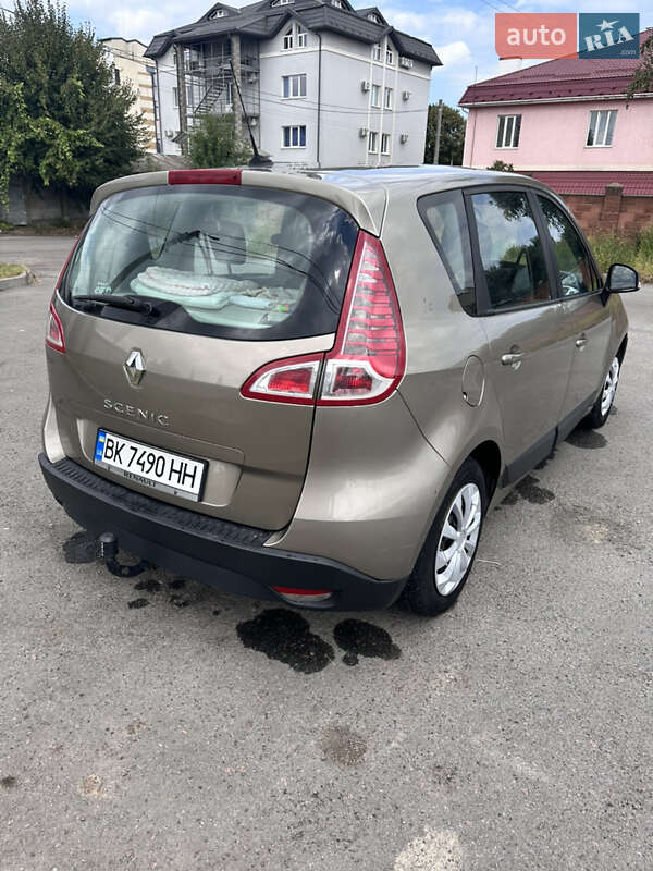 Минивэн Renault Scenic 2009 в Ровно