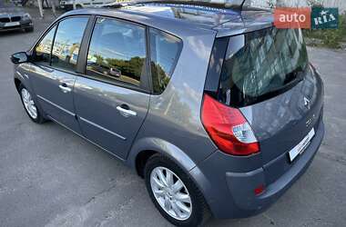 Минивэн Renault Scenic 2006 в 