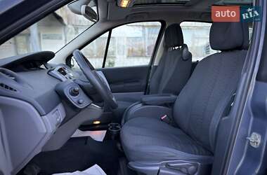 Минивэн Renault Scenic 2006 в 