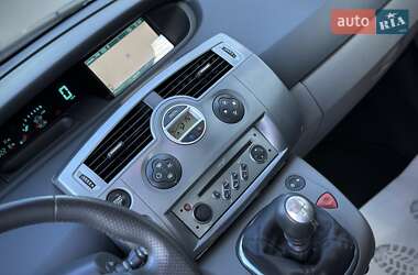 Минивэн Renault Scenic 2006 в 