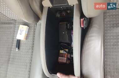 Минивэн Renault Scenic 2004 в 
