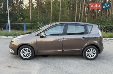 Минивэн Renault Scenic 2012 в 