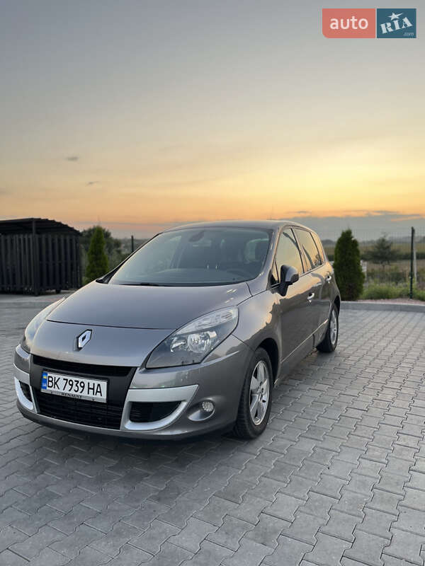 Renault Scenic 2010