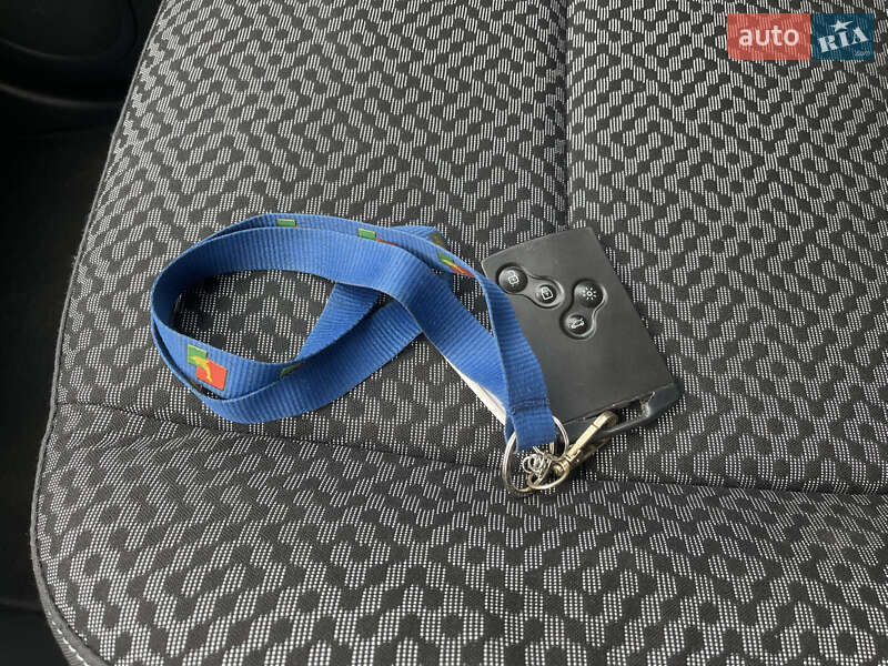 Мінівен Renault Scenic 2011 в Нововолинську