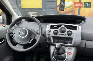 Минивэн Renault Scenic 2008 в 