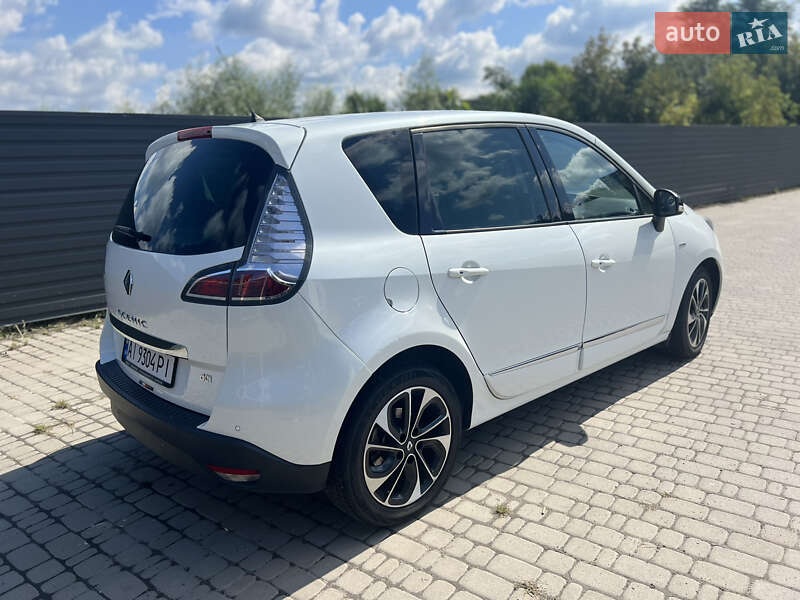 Минивэн Renault Scenic 2015 в Ирпене