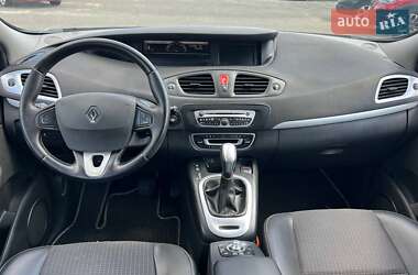 Минивэн Renault Scenic 2010 в 