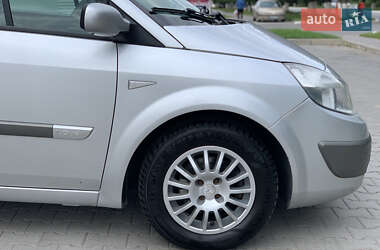 Минивэн Renault Scenic 2005 в 