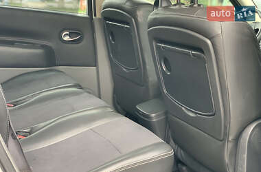 Минивэн Renault Scenic 2005 в 