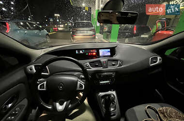 Мінівен Renault Scenic 2013 в Чернівцях