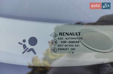 Минивэн Renault Scenic 2010 в 