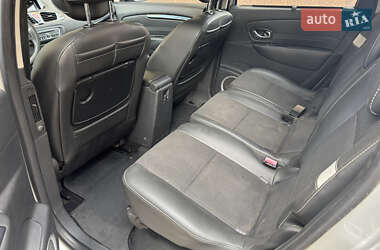 Минивэн Renault Scenic 2011 в 