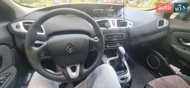 Renault Scenic 2010