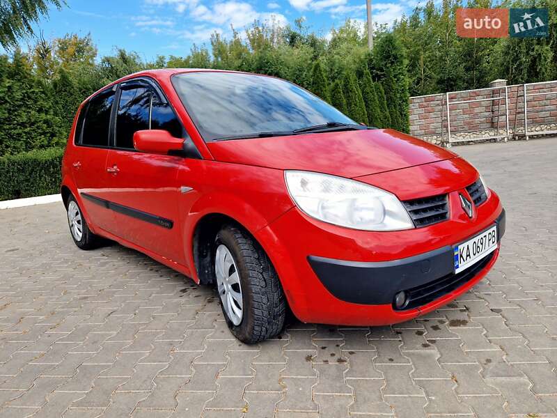 Минивэн Renault Scenic 2005 в 