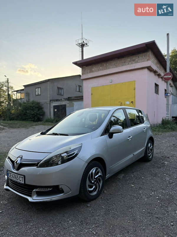 Мінівен Renault Scenic 2014 в Чернівцях