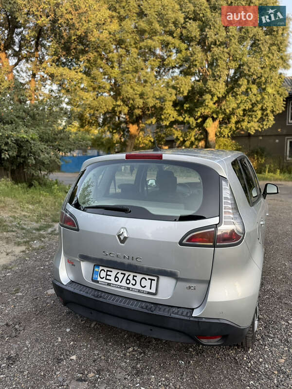 Мінівен Renault Scenic 2014 в Чернівцях