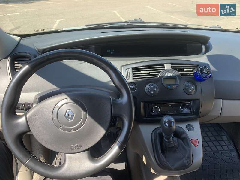 Минивэн Renault Scenic 2003 в Кривом Роге