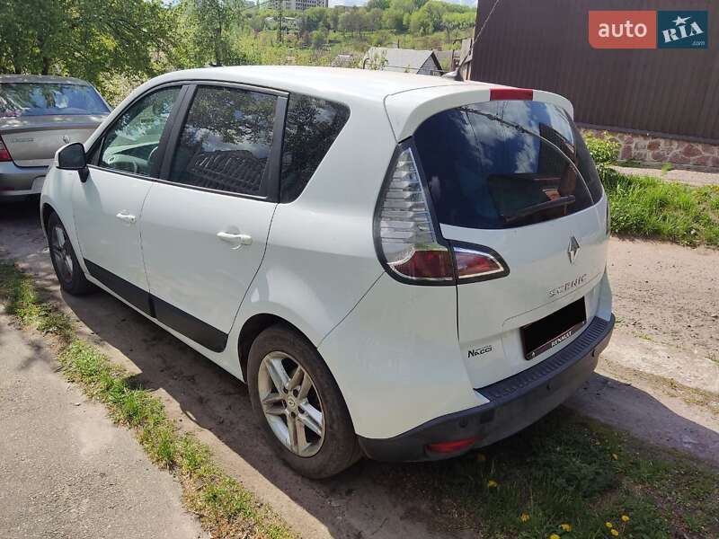 Renault Scenic 2012