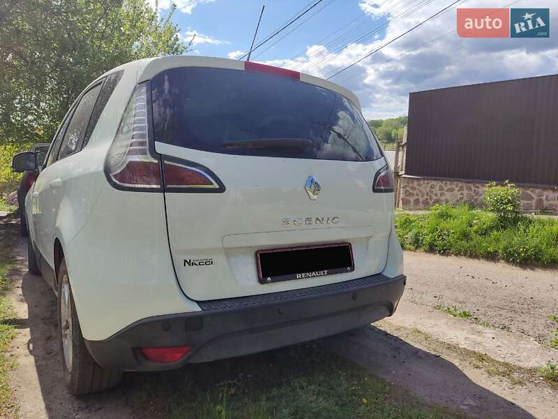 Минивэн Renault Scenic 2012 в Сумах