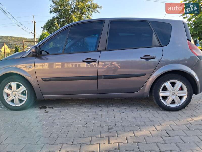 Минивэн Renault Scenic 2003 в Могилев-Подольске фото 5 Минивэн Renault Scenic 2003 в Могилев-Подольске