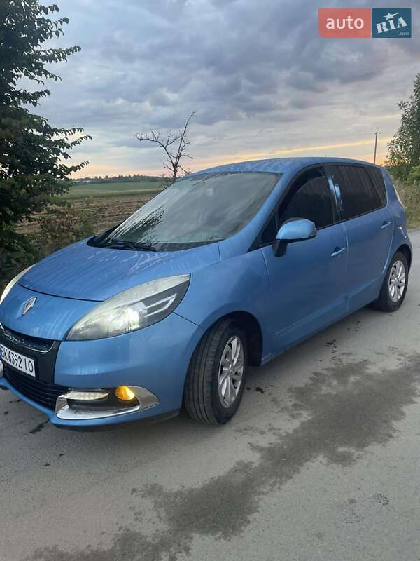 Минивэн Renault Scenic 2012 в Ровно