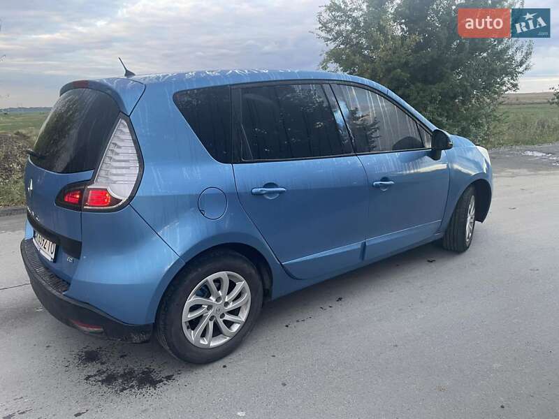 Минивэн Renault Scenic 2012 в Ровно