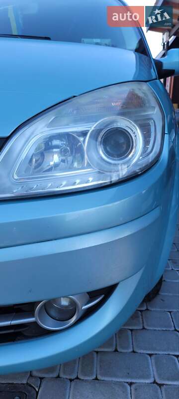 Минивэн Renault Scenic 2006 в Белой Церкви