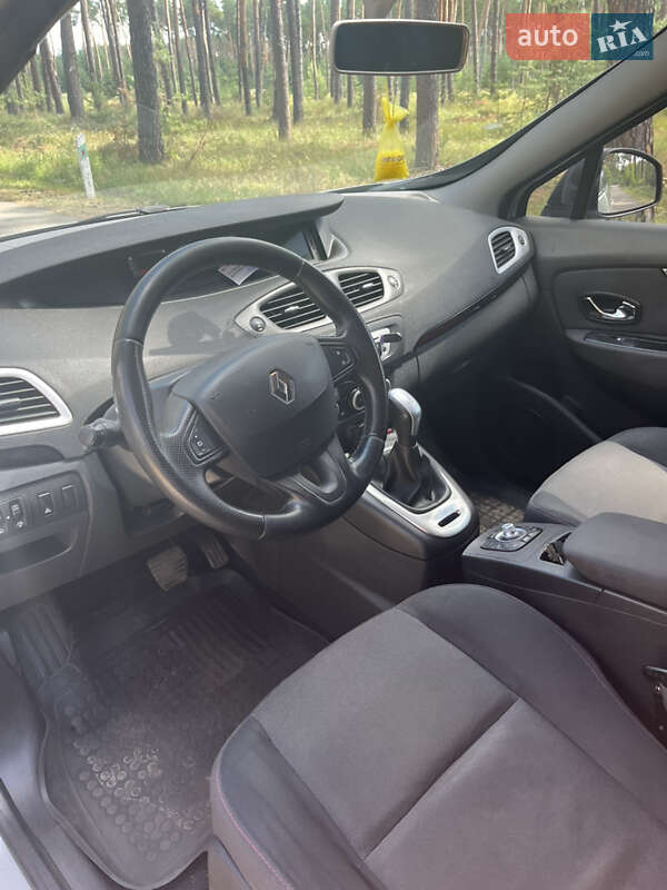 Минивэн Renault Scenic 2012 в Александровке фото 11 Минивэн Renault Scenic 2012 в Александровке