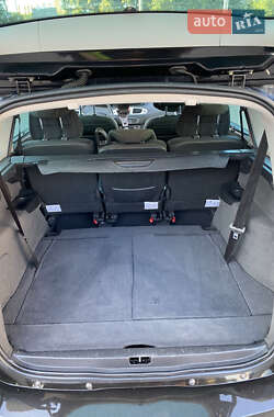 Минивэн Renault Scenic 2011 в 