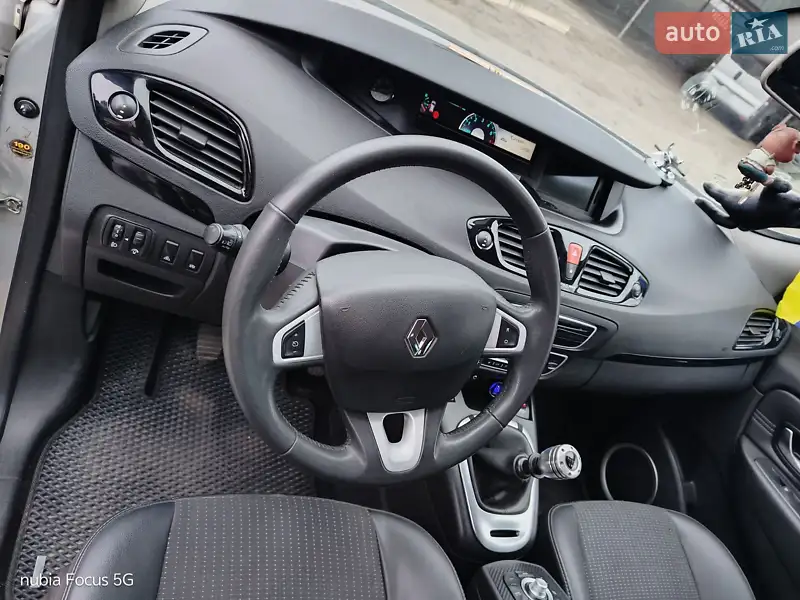 Renault Scenic