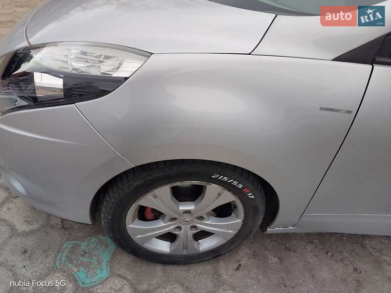 Минивэн Renault Scenic 2011 в Сумах