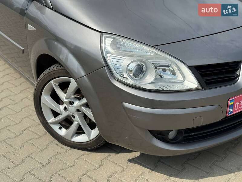Минивэн Renault Scenic 2008 в Ровно