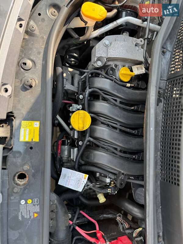 Минивэн Renault Scenic 2008 в Ровно
