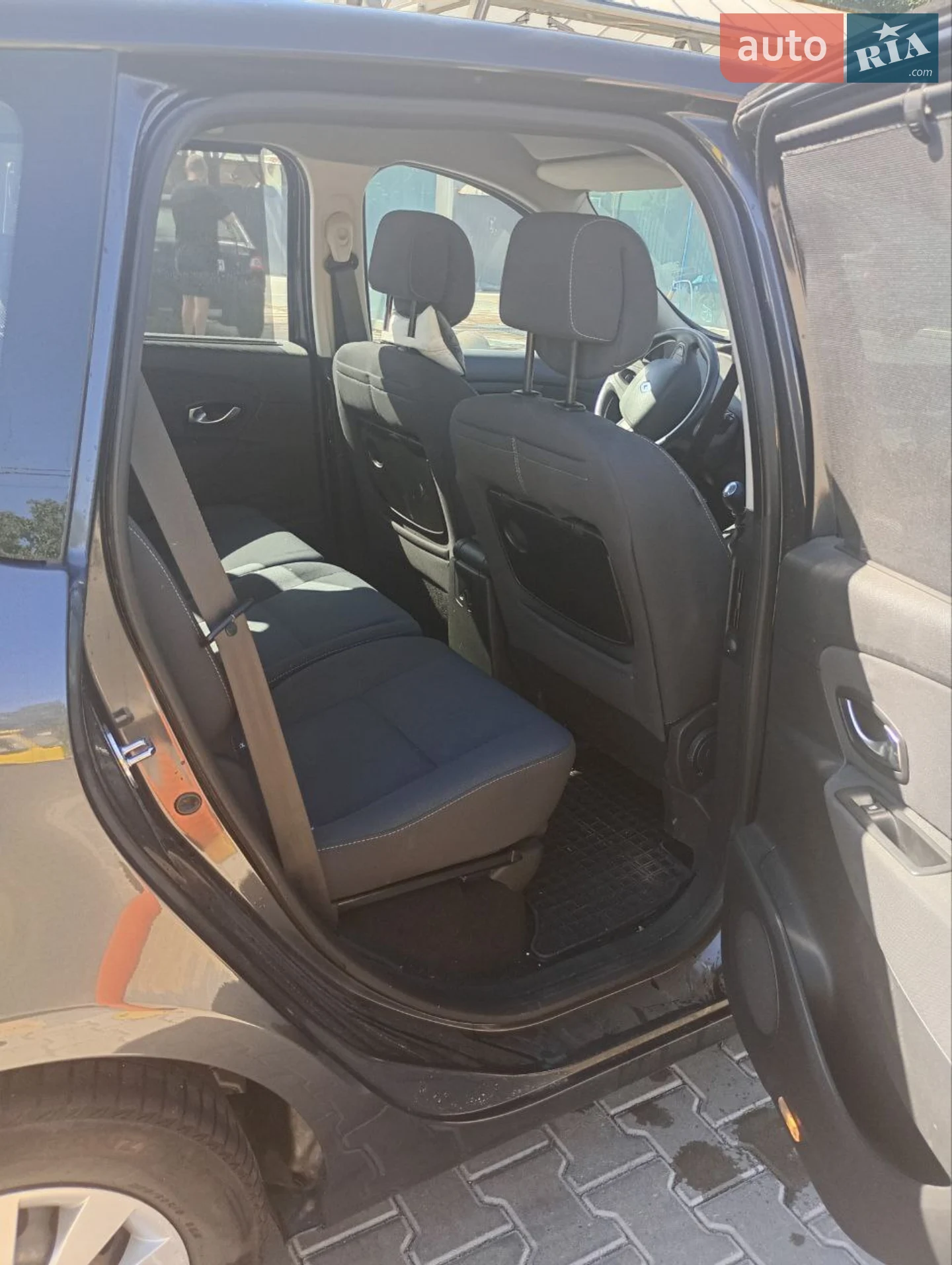 2010 Renault Scenic - мініатюра 8