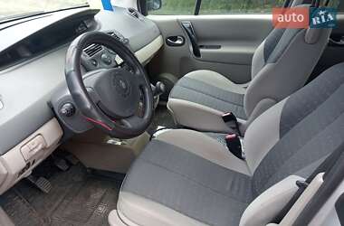 Минивэн Renault Scenic 2005 в 