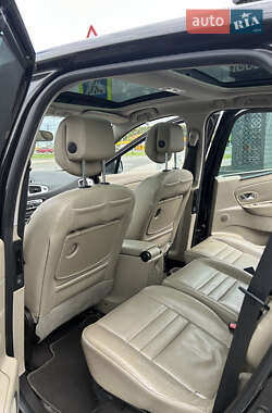 Минивэн Renault Scenic 2010 в 